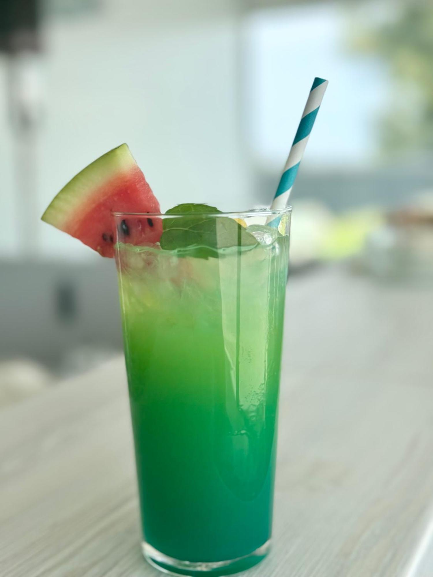 Destino Wakacyjne Domki-Dwa Podgrzewane Baseny-Drink Bar Мєлно Екстер'єр фото